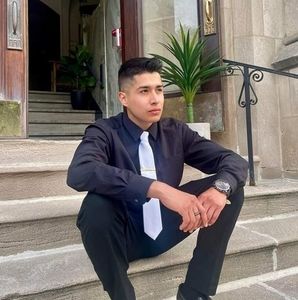 Meet your Posher, Kevin